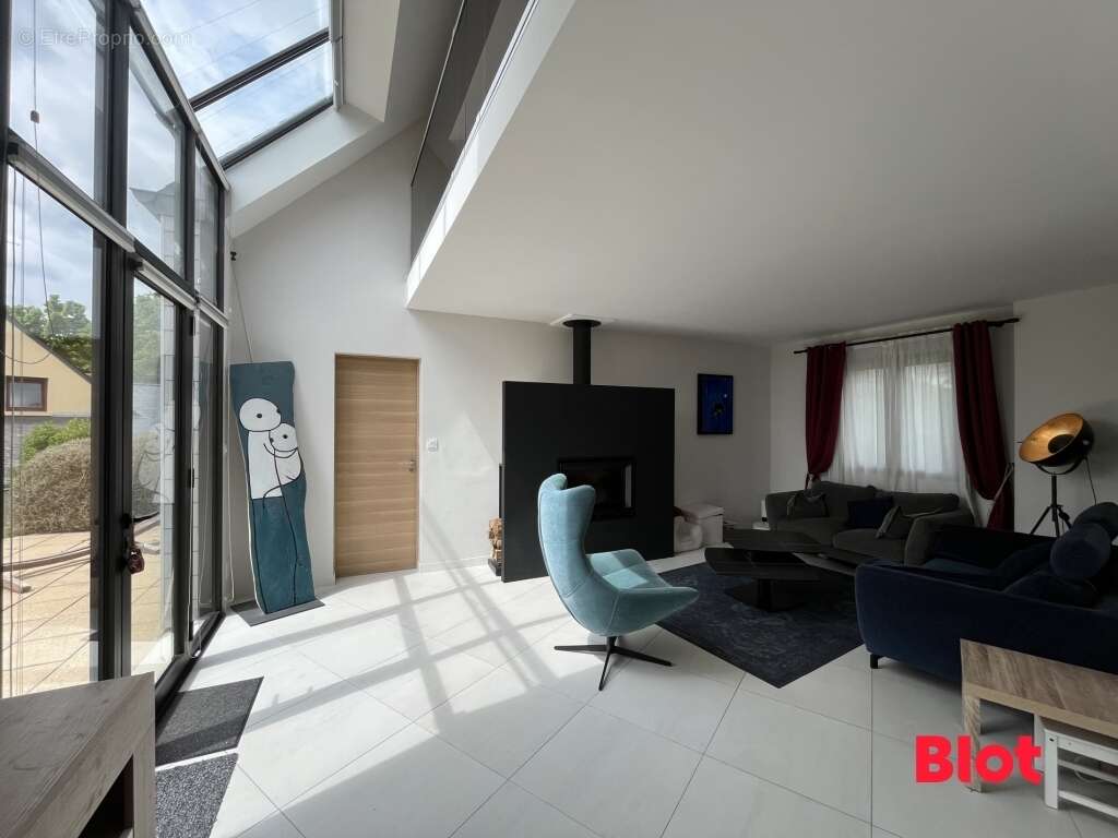 Maison à BAIN-DE-BRETAGNE