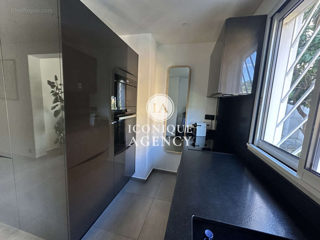 Appartement à LE CANNET