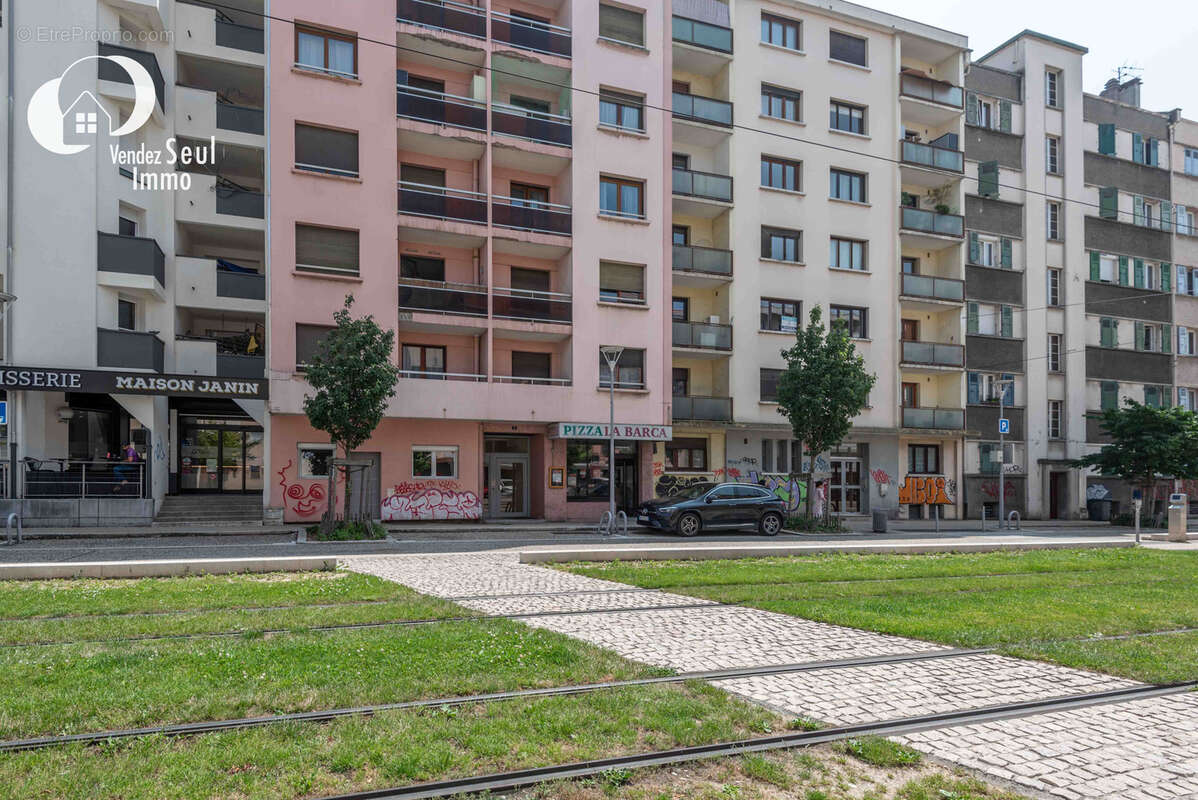 Appartement à AMBILLY