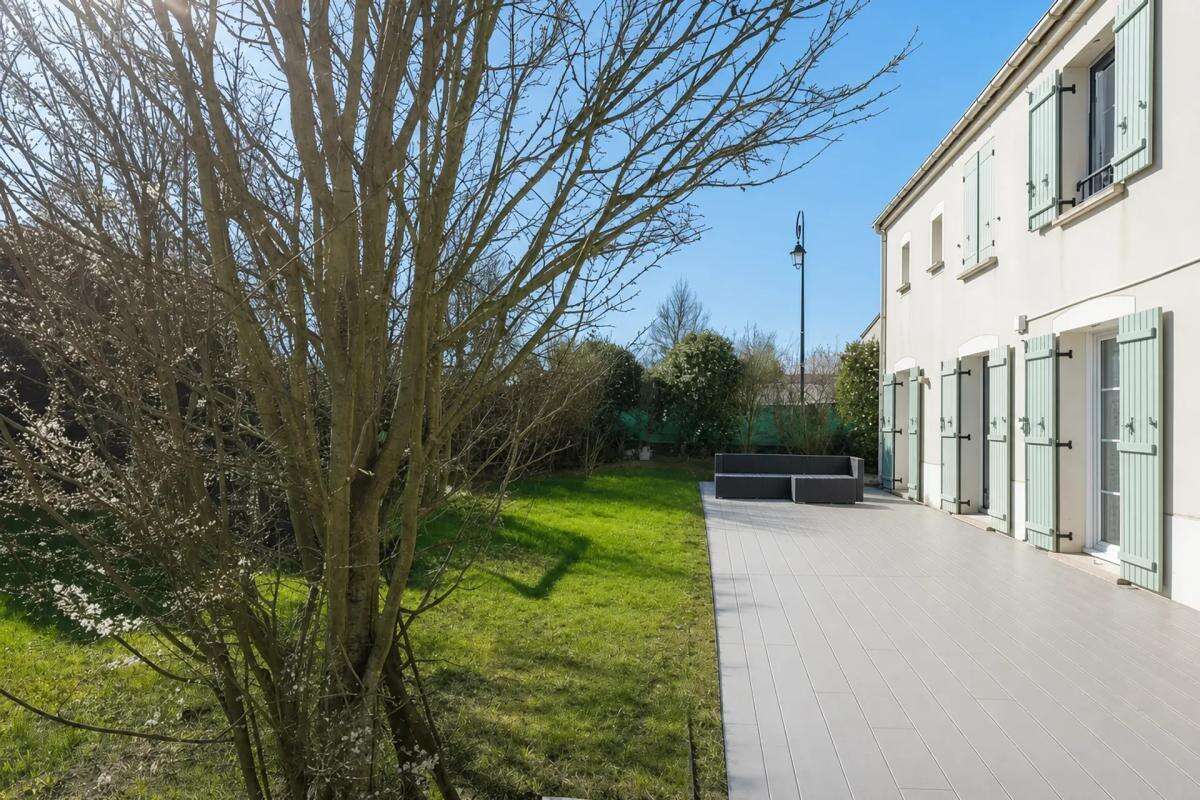Maison de caractère 5 pièces à Rouvres - photo 24