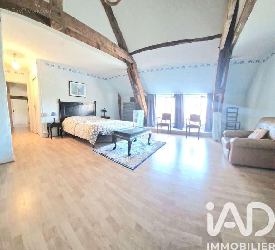 Maison 241 m² à Cressensac  - photo 7