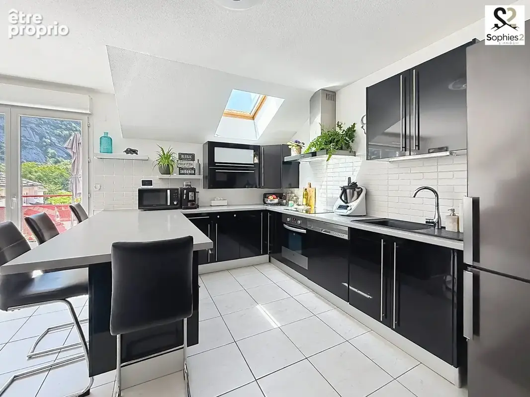 Appartement 4 pièces 72 m² à vendre à Saint-Paul-De-Varces (38760) - photo 4