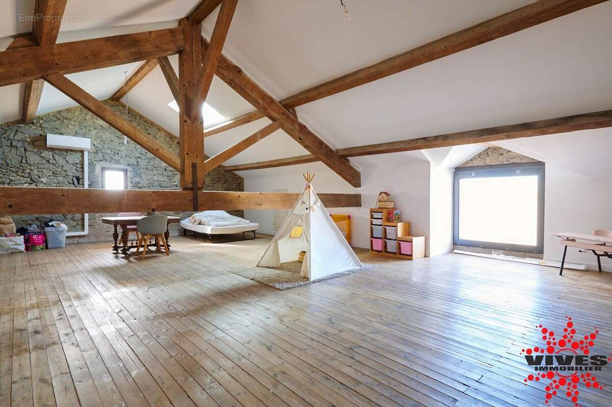 Maison 275 m² à Servian  - photo 10