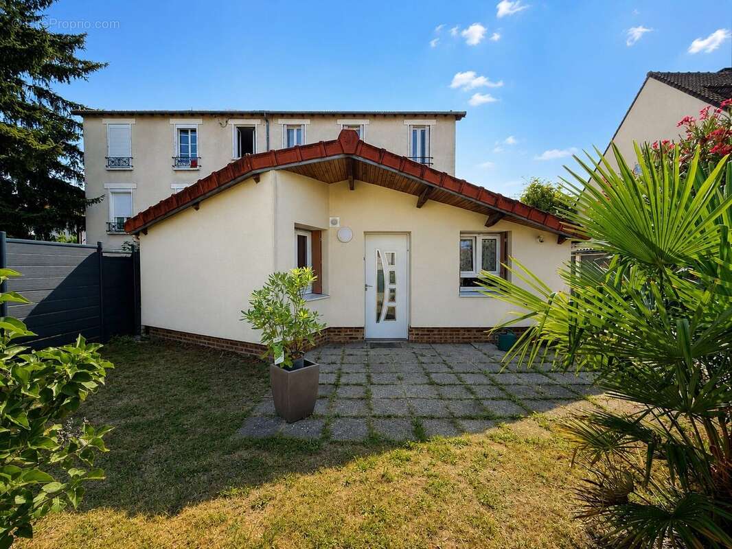 Maison 79 m² à Livry-Gargan  - photo 3