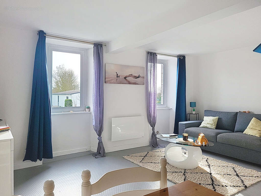 Appartement à MONTMARTIN-SUR-MER