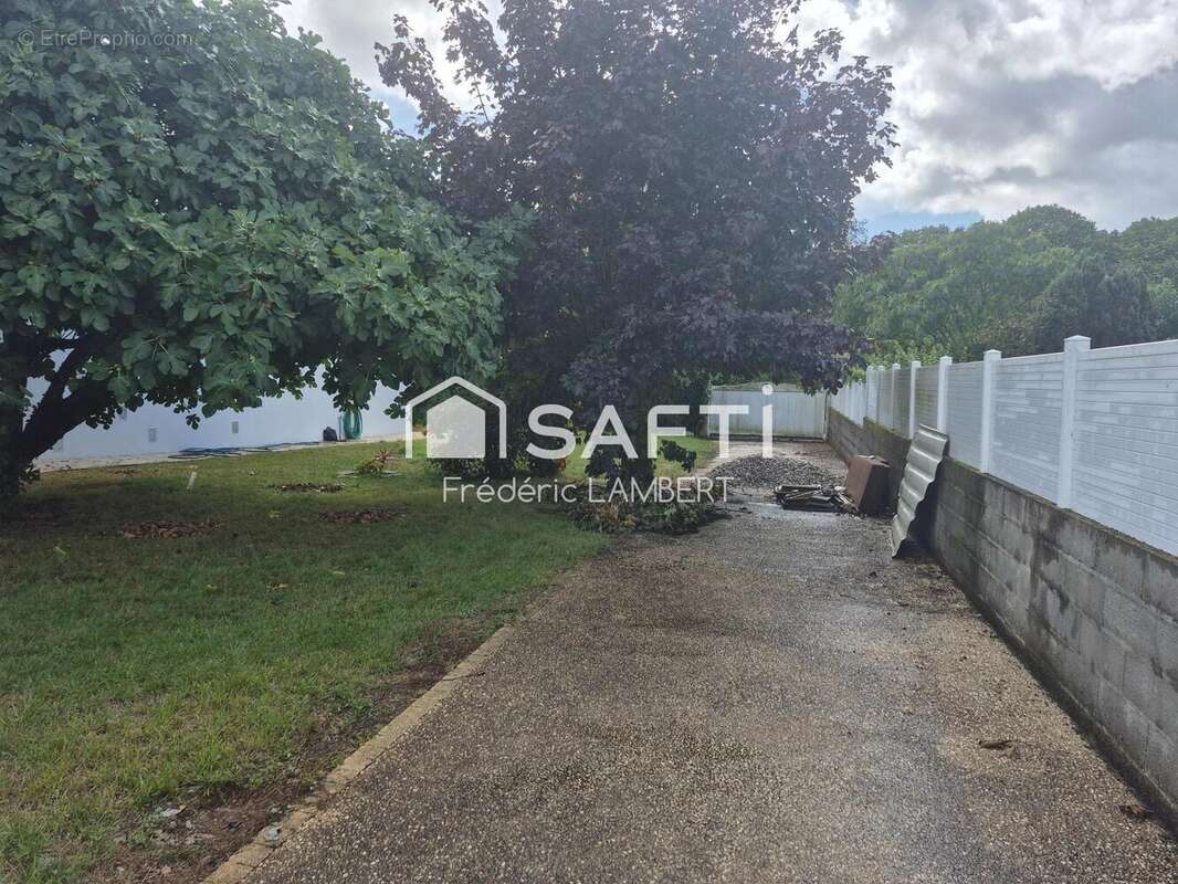 Photo 8 - Terrain à BENET