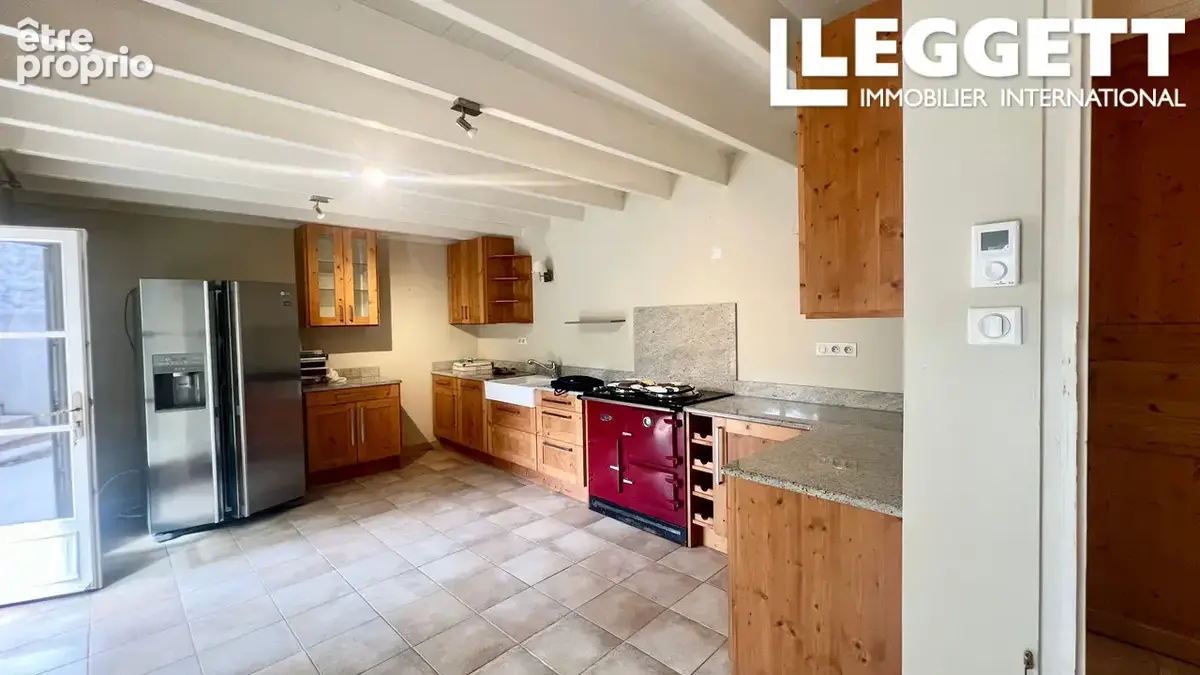 Maison en pierre de 3 chambres, magnifiquement rénovée, avec cour-jardin, à quelques pas du centre de la basti - photo 8