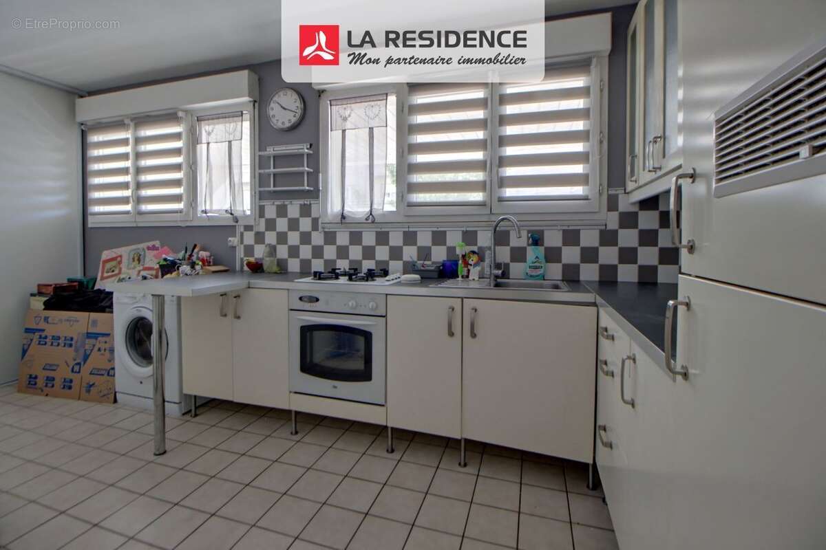Appartement 56 m² à Plaisir  - photo 4