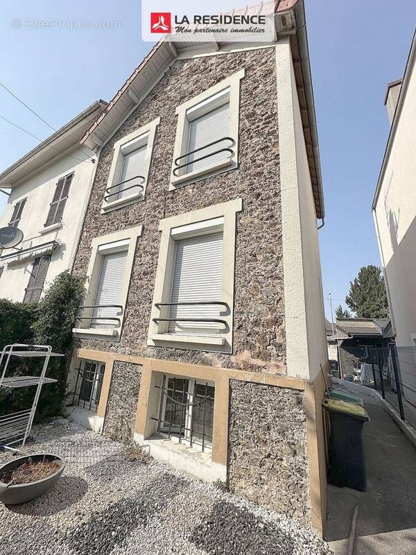 Maison à STAINS