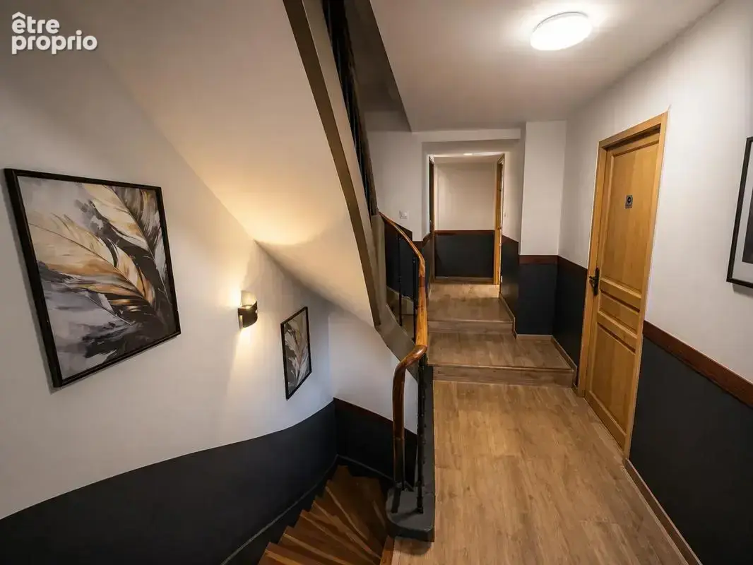 Appartement de 5 pièces de 188 m² à Montbéliard - photo 19