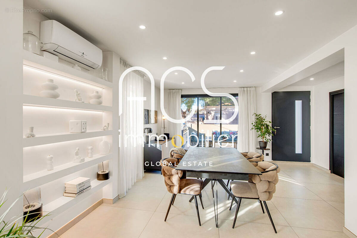 Appartement à SAINT-RAPHAEL