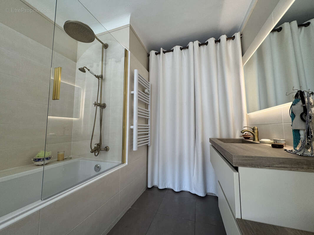 Appartement T3 - 80m2 - photo 6
