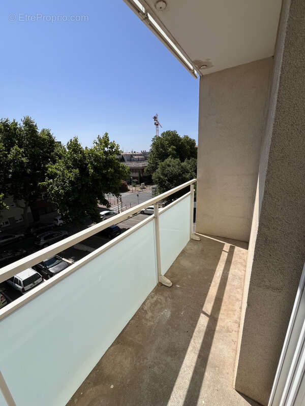 Appartement à PORT-DE-BOUC