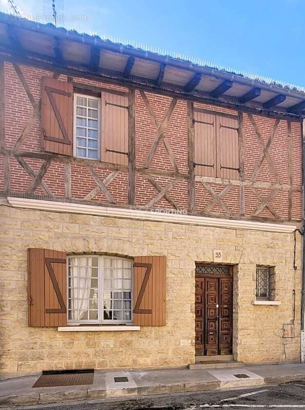 Maison à SAINTE-FOY-LA-GRANDE