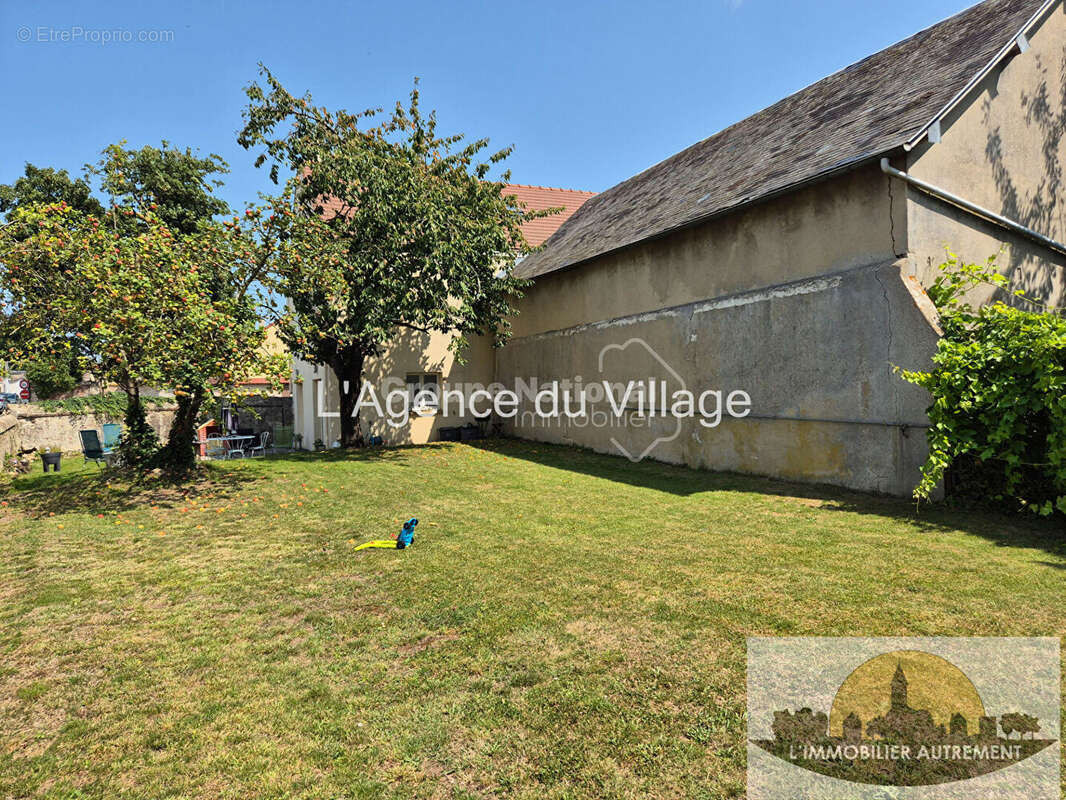 Maison à SAINT-CREPIN-IBOUVILLERS
