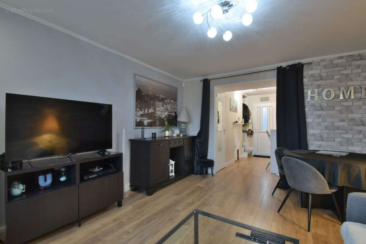 Maison à COURSEULLES-SUR-MER