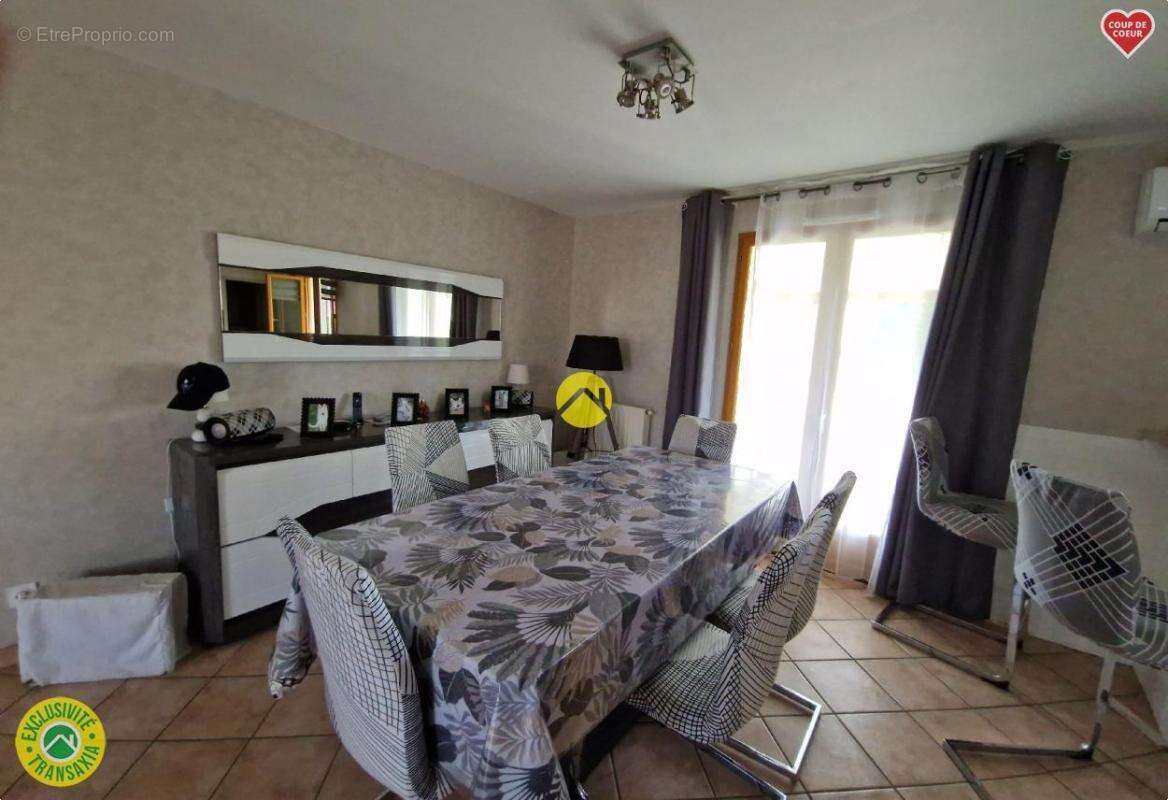 Maison à LA GUERCHE-SUR-L&#039;AUBOIS