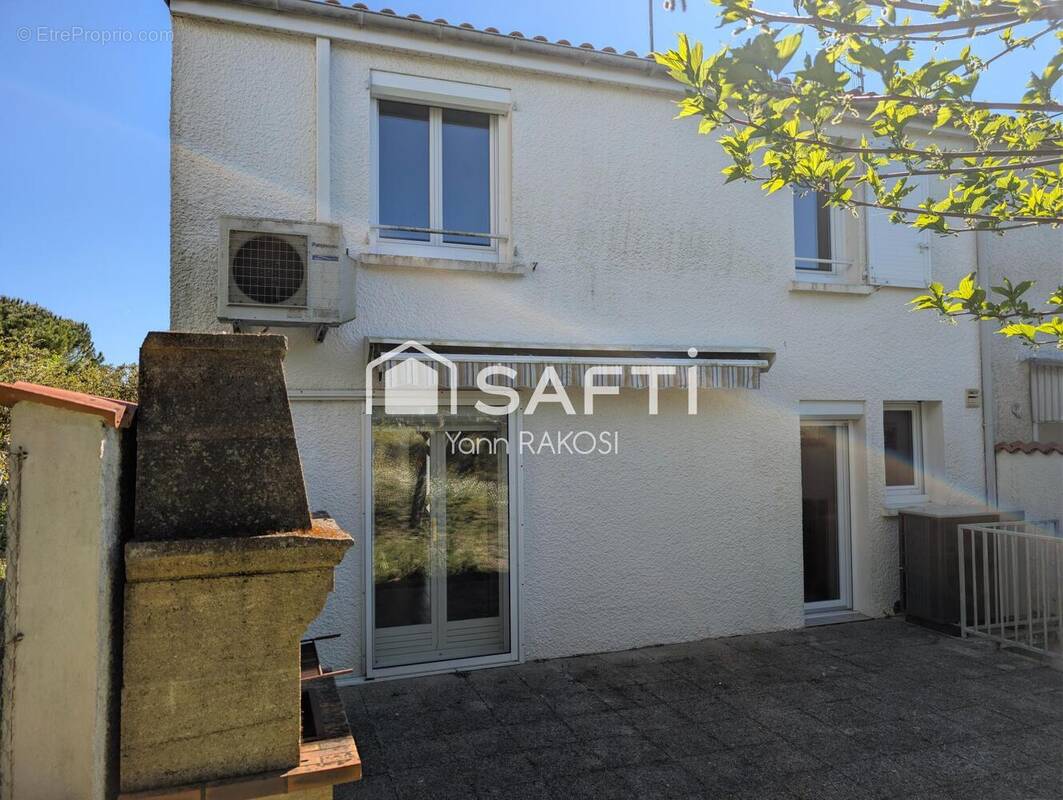 Photo 1 - Maison à SAINT-JEAN-D'ANGELY