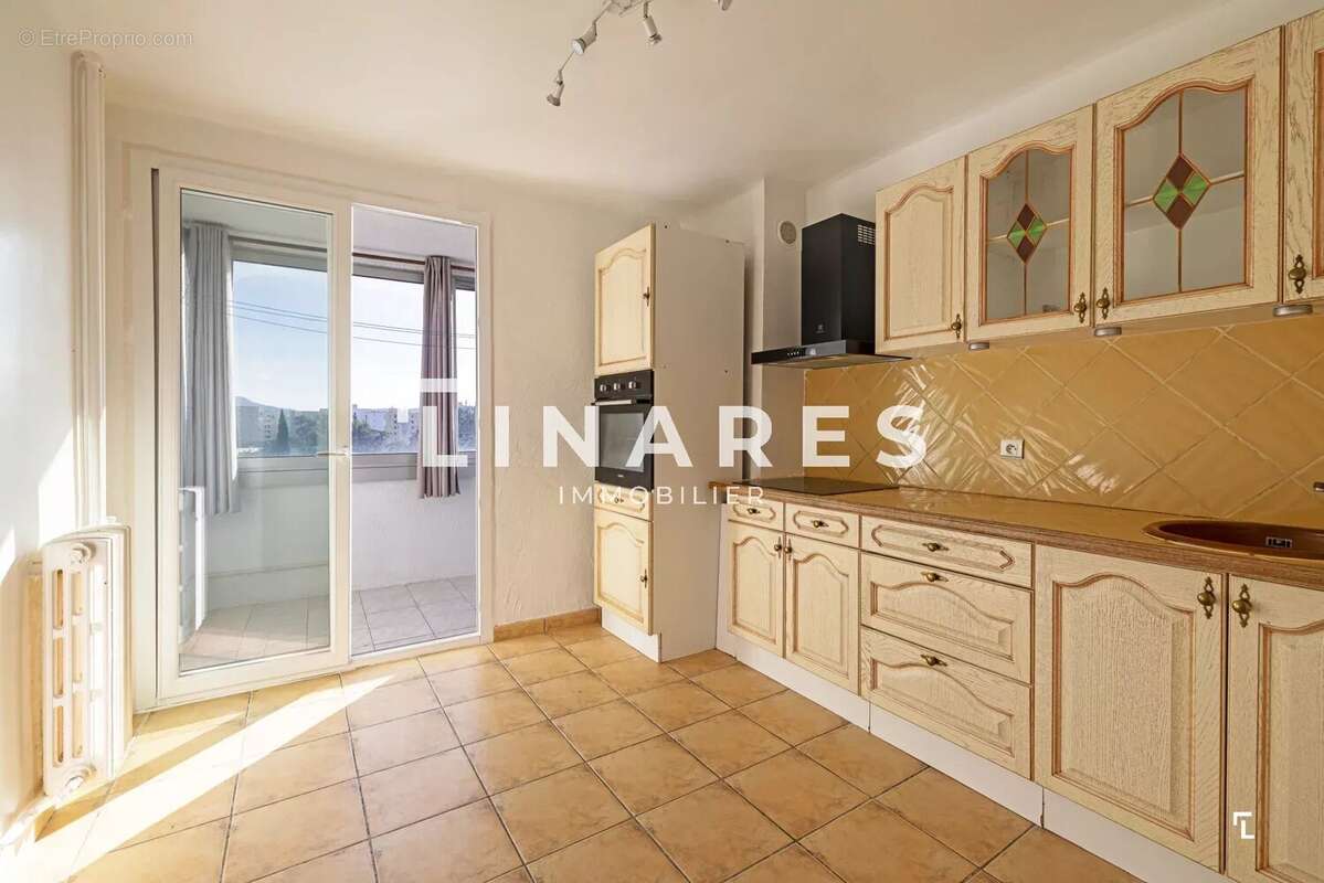 Appartement à MARSEILLE-13E