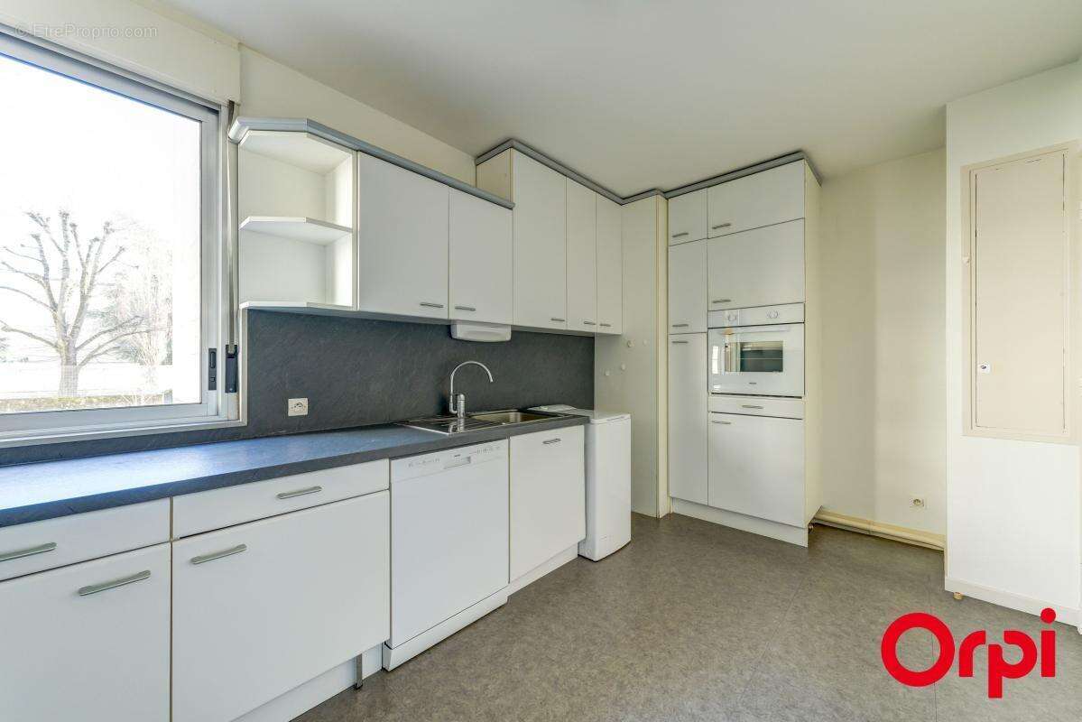 Appartement à CALUIRE-ET-CUIRE