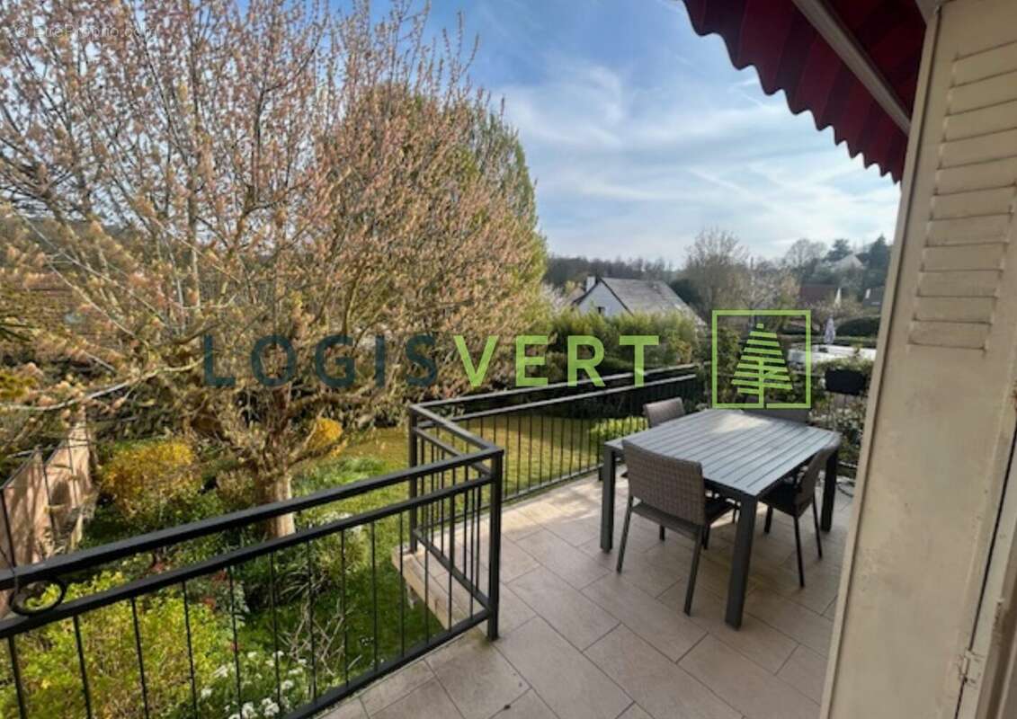 Maison à BURES-SUR-YVETTE