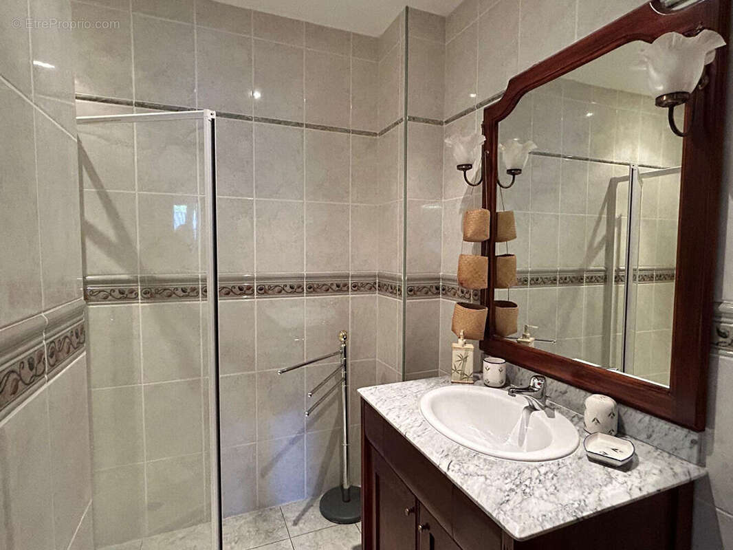 Maison à CAUNES-MINERVOIS