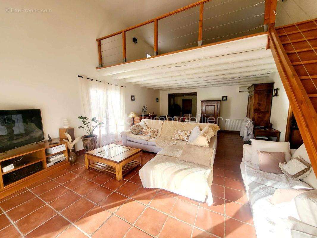 Maison provençale 155 m² Lachapelle sous Aubenas - photo 8