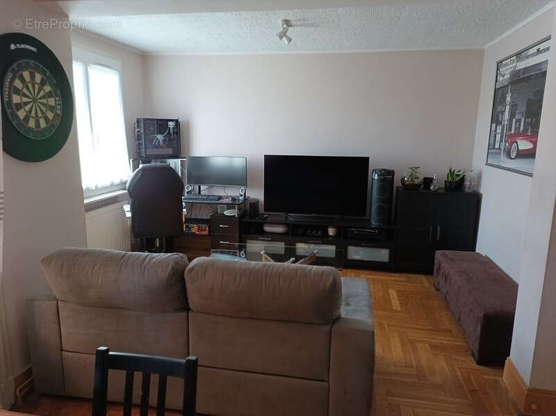 Appartement à LYON-8E