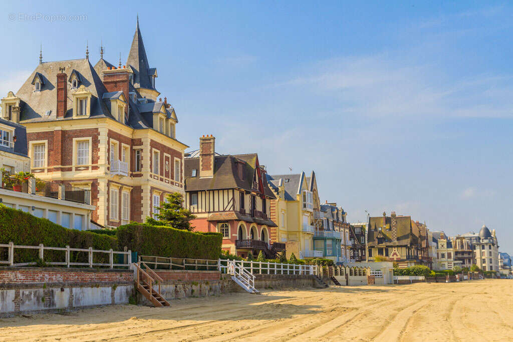 Appartement à TROUVILLE-SUR-MER