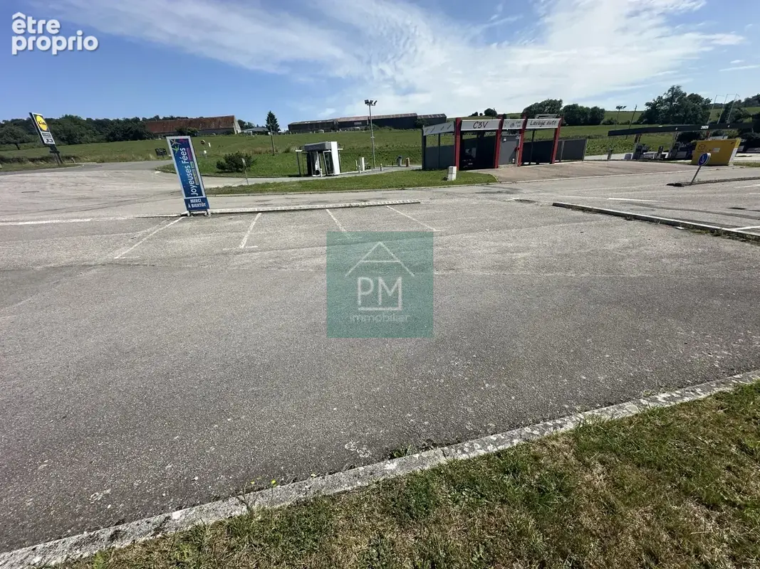 À vendre   local commercial 1 060 m2   secteur neufchâtel-en-bray - photo 2