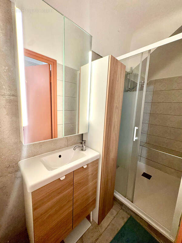 Appartement à LA COLLE-SUR-LOUP