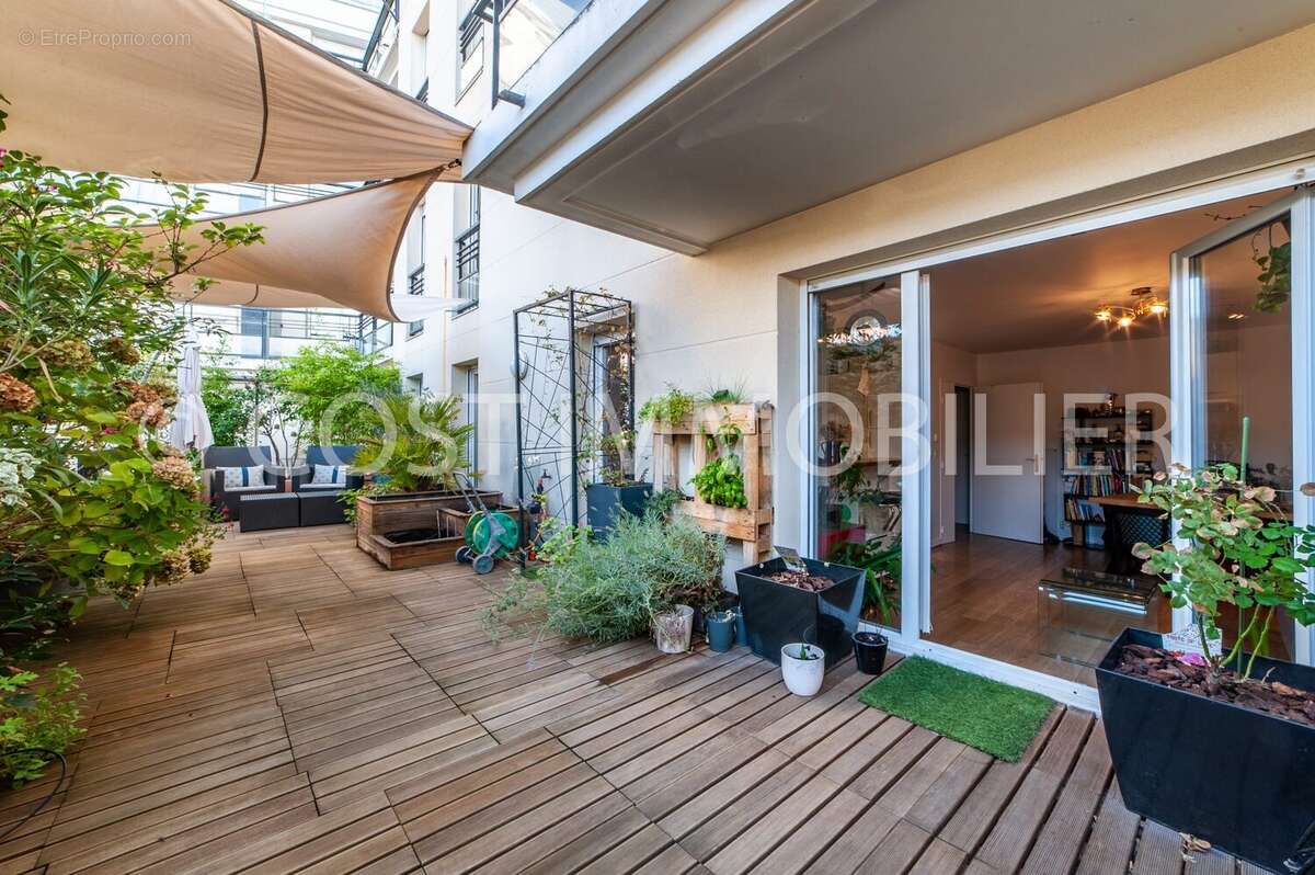 Appartement à COLOMBES