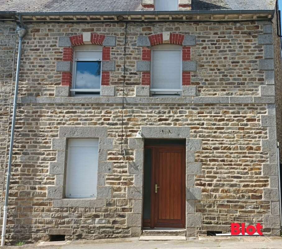 Maison à DOURDAIN
