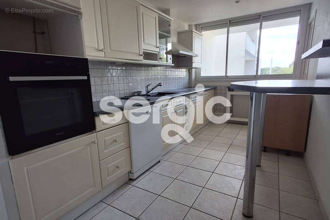 Appartement à QUINCY-SOUS-SENART