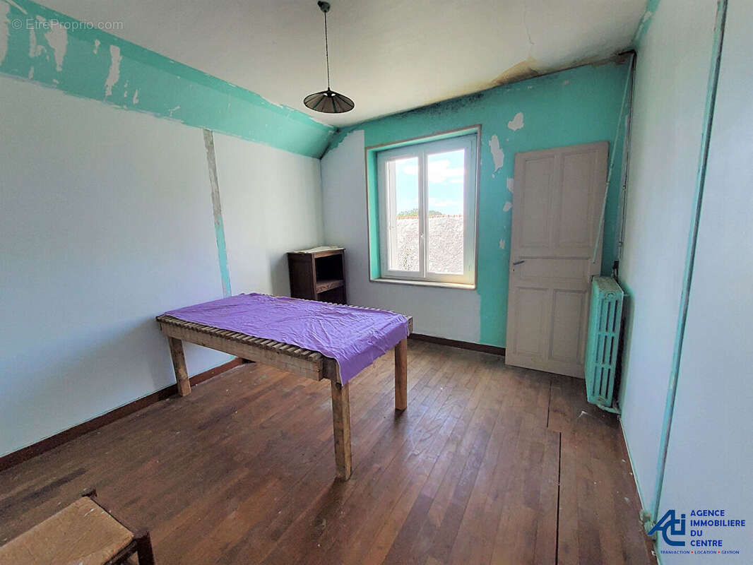 Maison à SAINT-GERAND