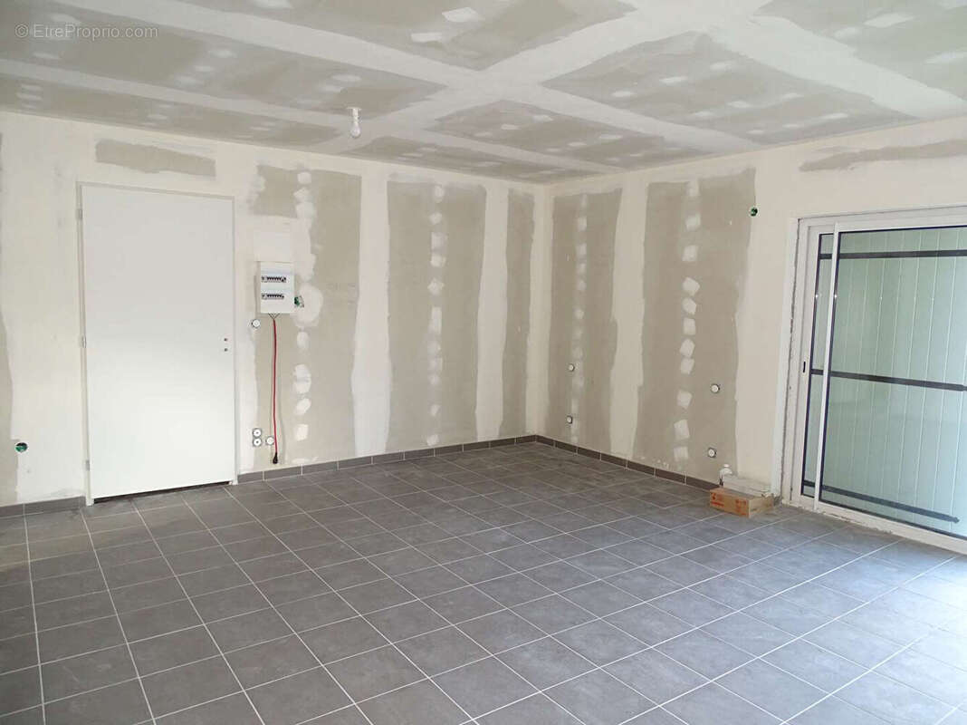 Terrain à BEAUPOUYET