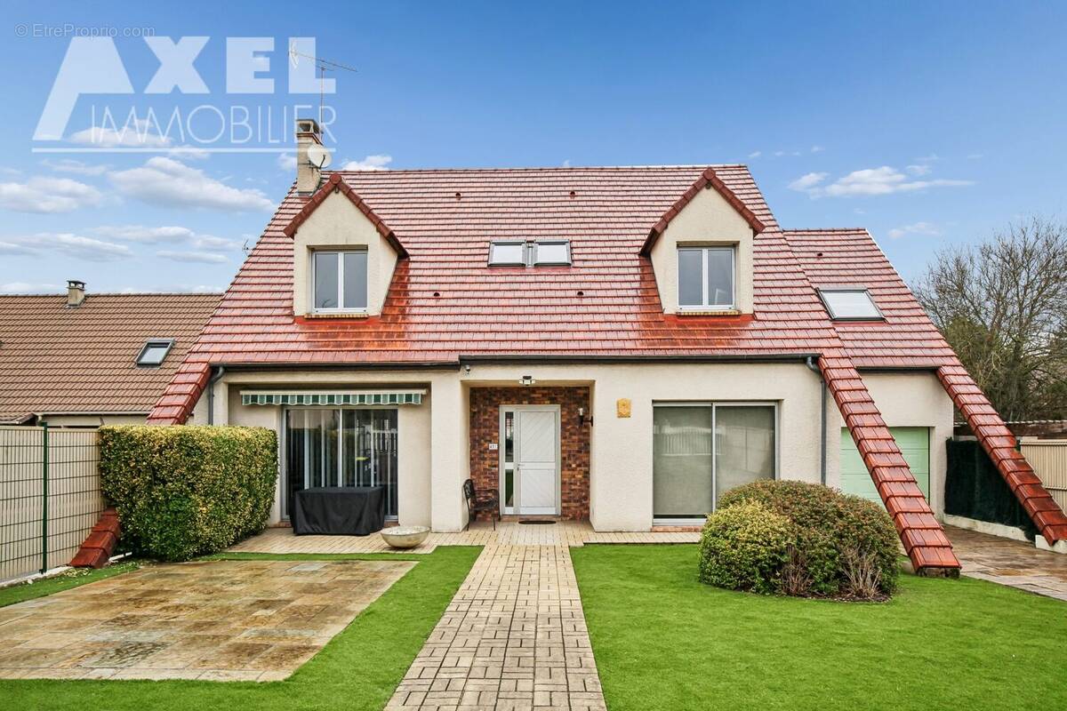 Maison à BOIS-D'ARCY