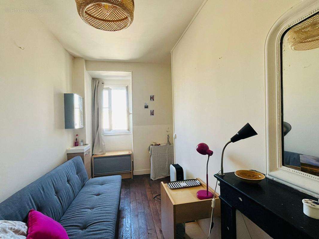 Appartement à PARIS-8E