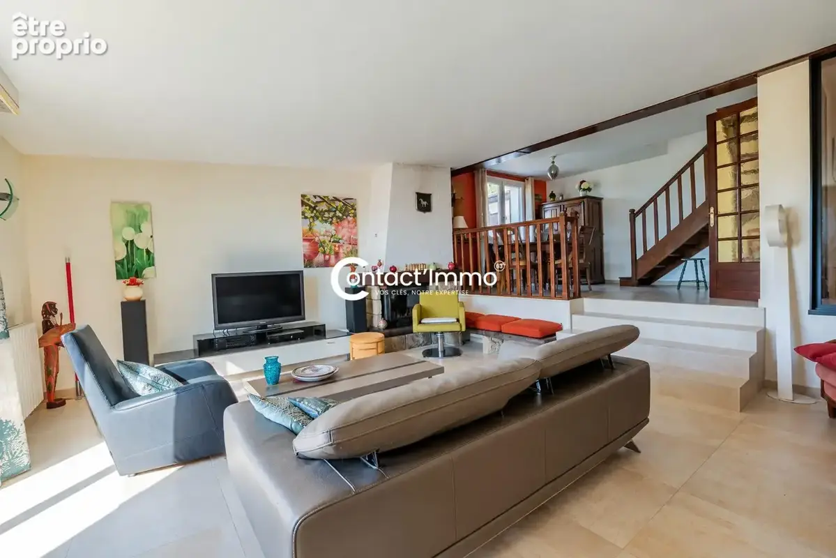 Maison 6 pièces 122 m² à vendre à Mezel (63115) - photo 8