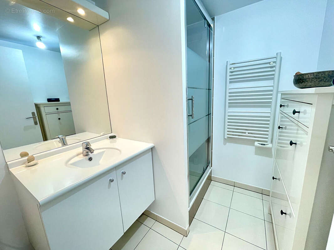 Appartement à COLOMBES