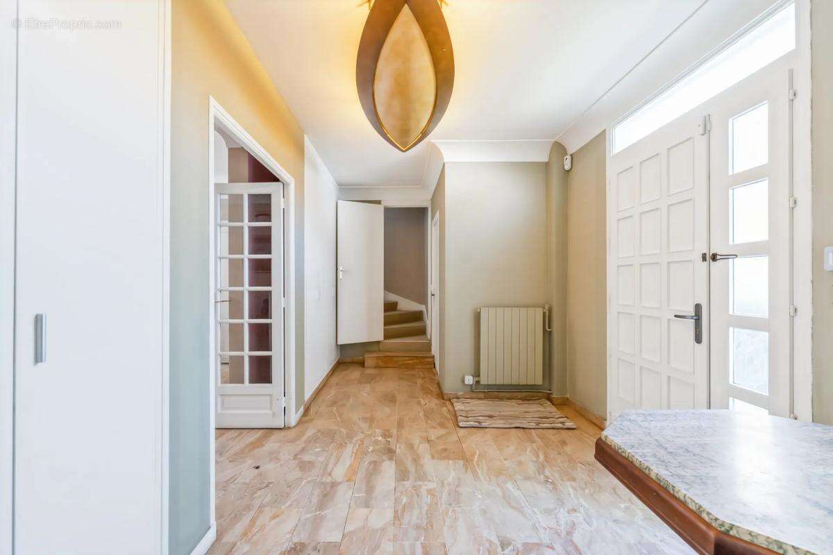 Maison à SAINT-CLOUD