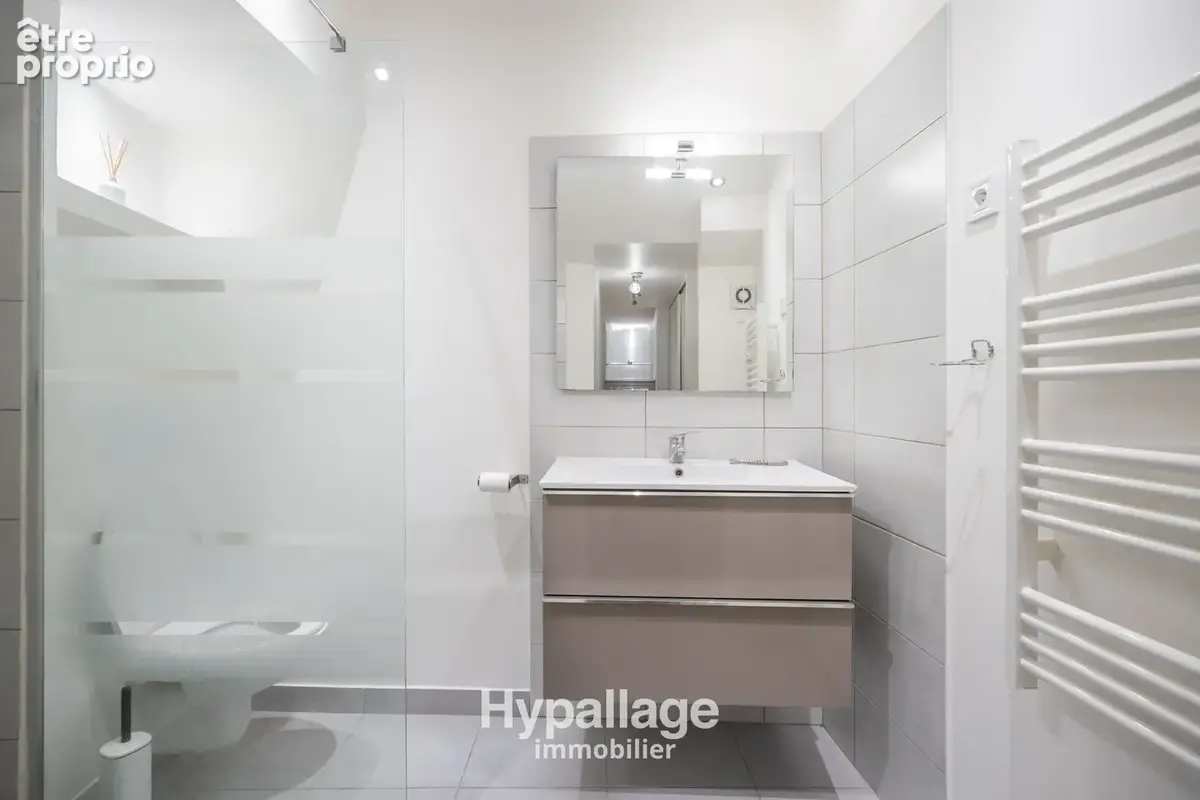 À VENDRE - studio centre ville - 13090 AIX EN PROVENCE - photo 4