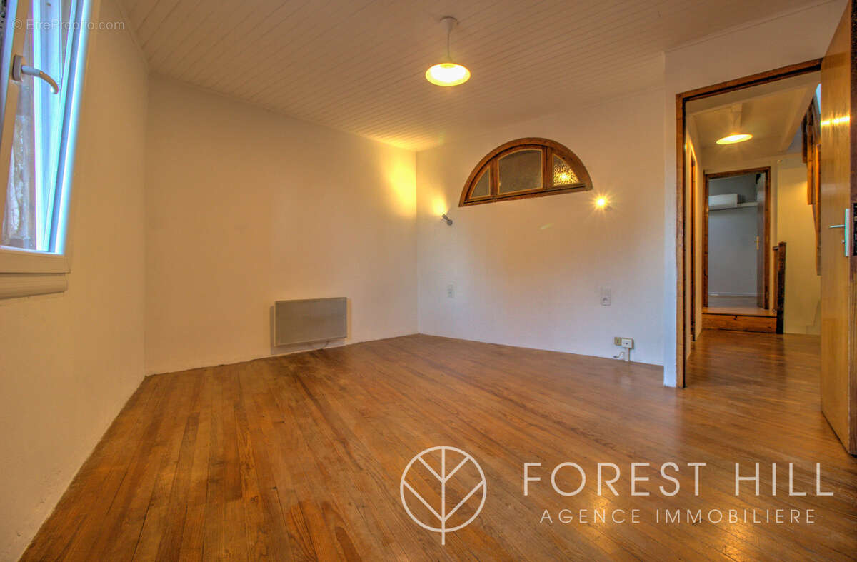 Maison 5 chambres centre ville - photo 9
