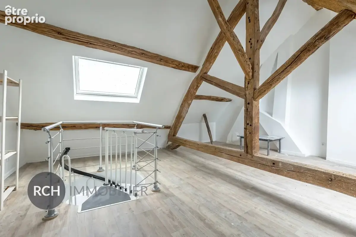 Montfort-l'Amaury - Duplex de 82,87m2 en plein coeur du centre historique - photo 11