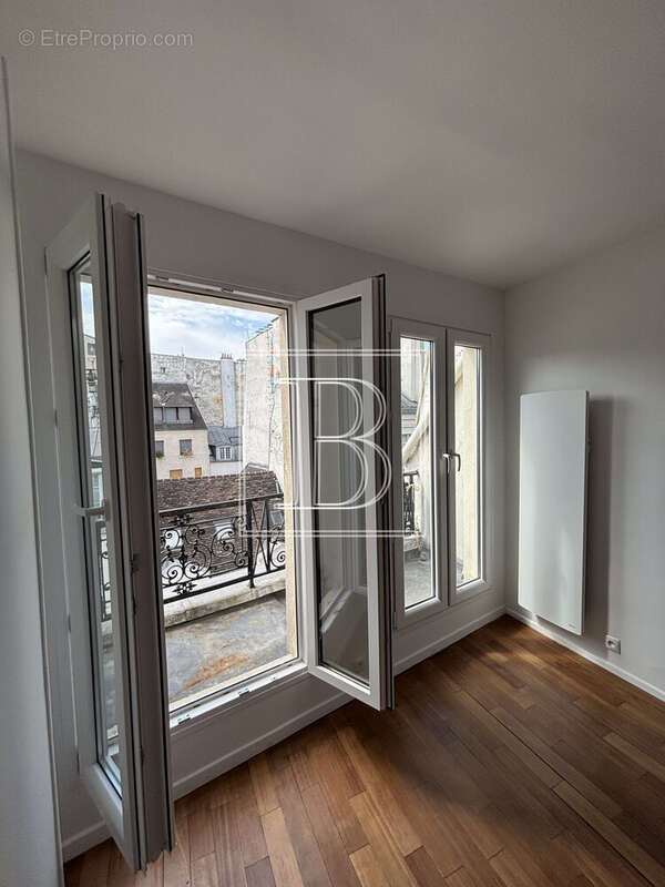 Appartement 24 m² à Paris-3e  - photo 4