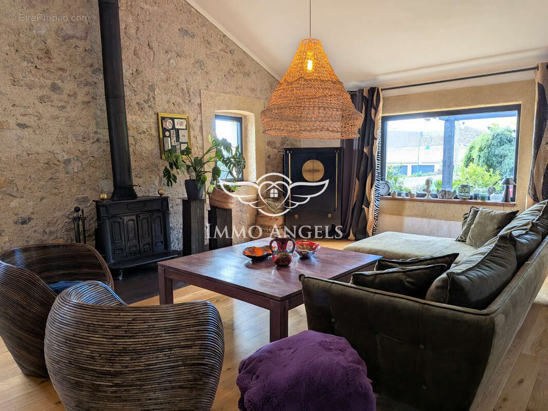 Maison à SAINT-CHINIAN