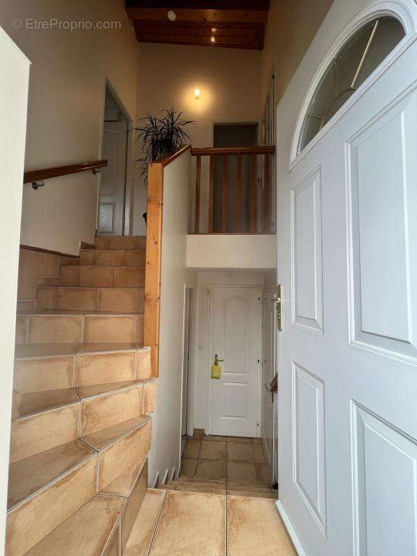 Maison à BRUGUIERES