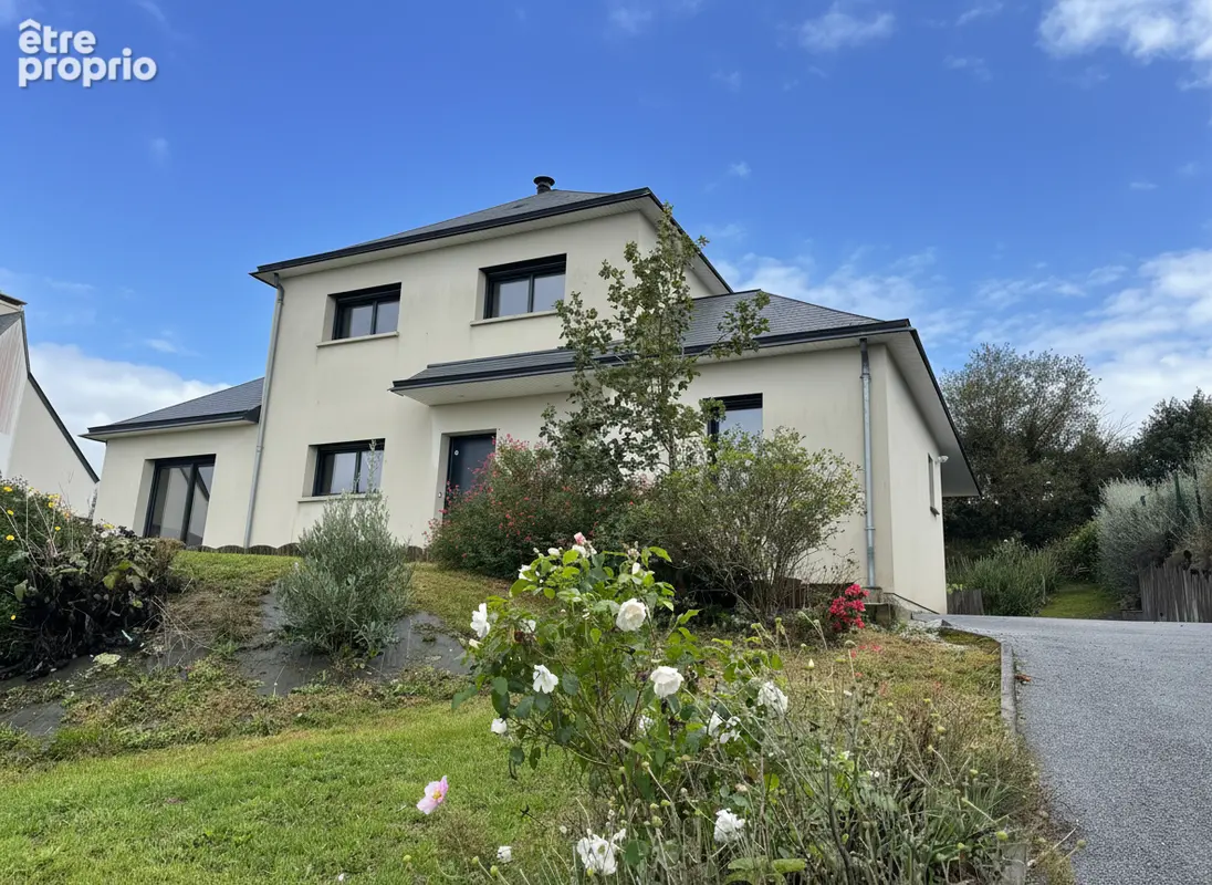 Maison à EQUEURDREVILLE-HAINNEVILLE