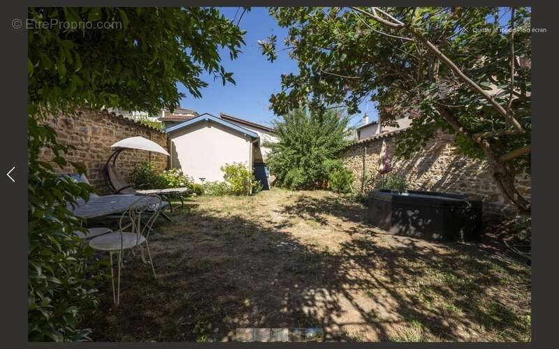 Maison à vendre 6 pièces VILLEFRANCHE SUR SAONE (69) - photo 2
