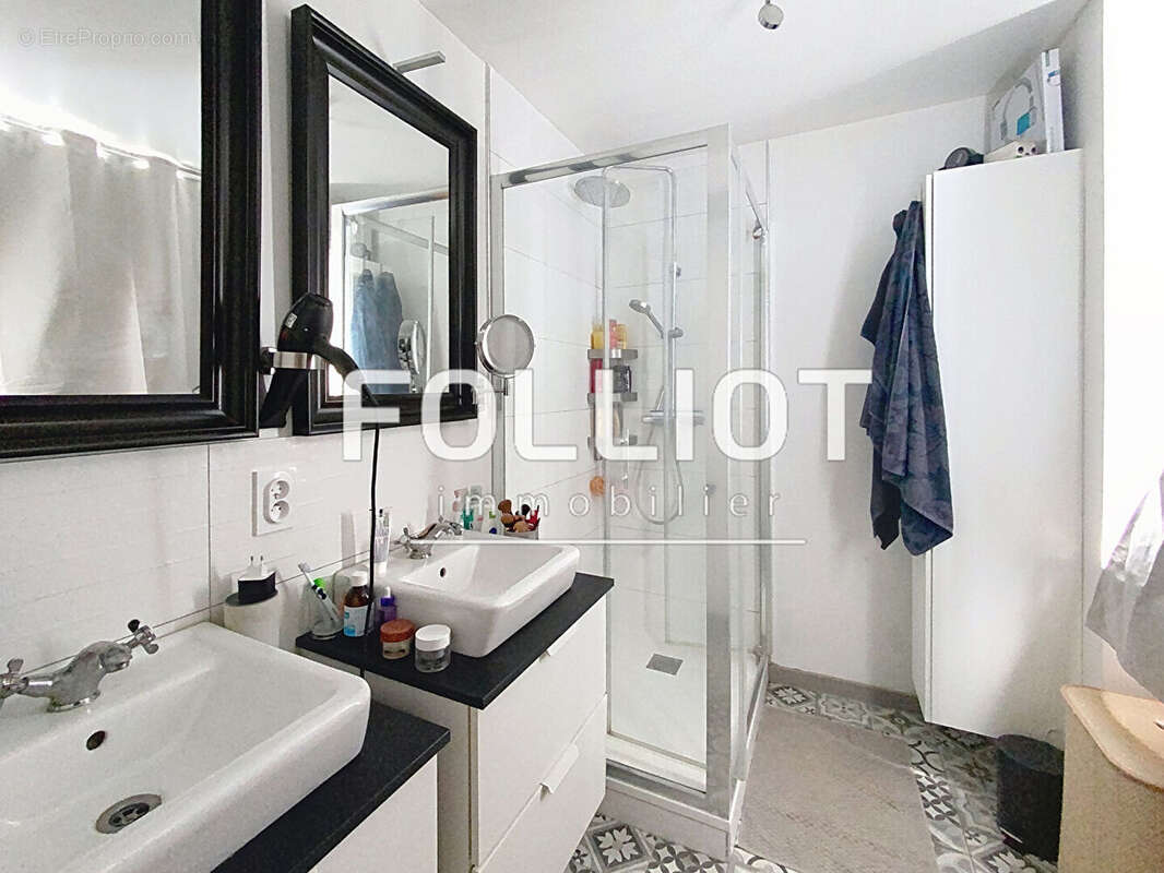 A VENDRE - Maison spacieuse de 9 pièces à Fougères - photo 10